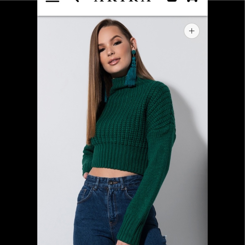 AKIRA Hunter Green Cropped Cowl Neck Sweater Large
